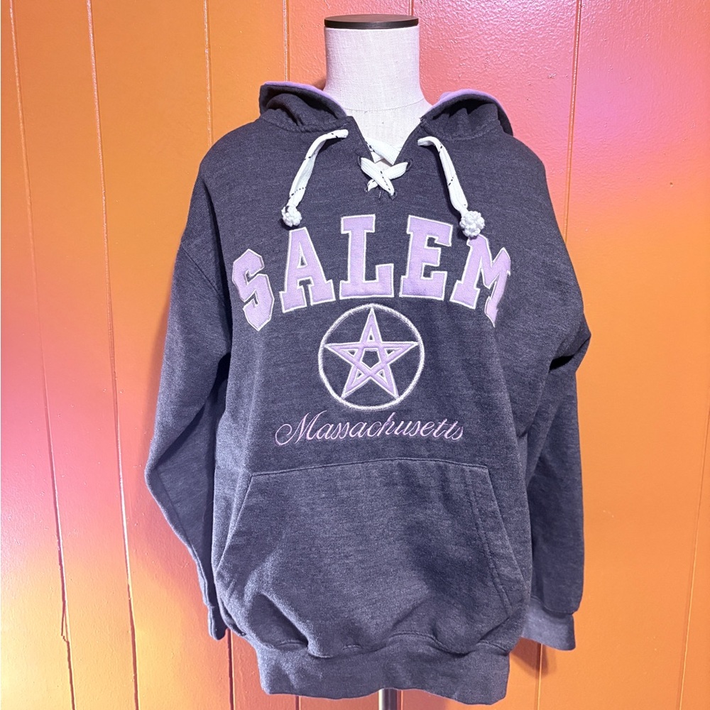 👻Gray Salem Massachusetts Hoodie Medium